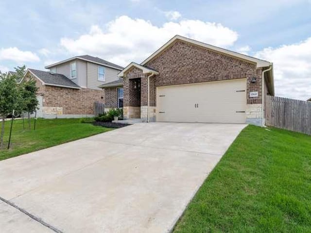 17621 Fairbridge LN
