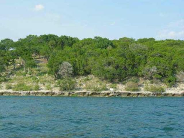 17703 Breakwater