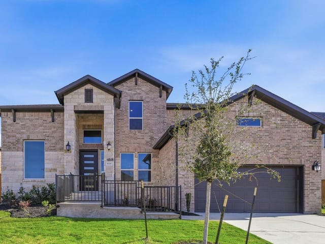 1800 Plum Tree WAY