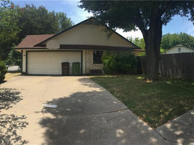 1804 Provident LN