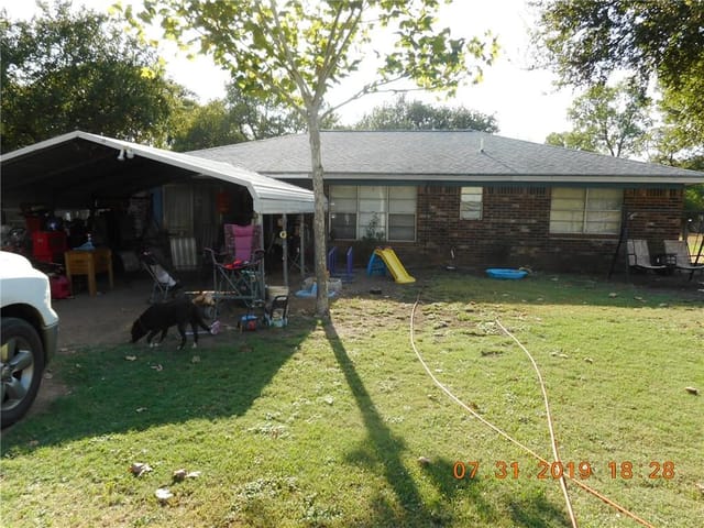 1809 Valley West LN