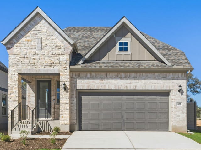 1832 Spring Mountain Cv