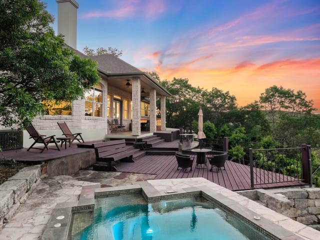 18408 West Rim Dr
