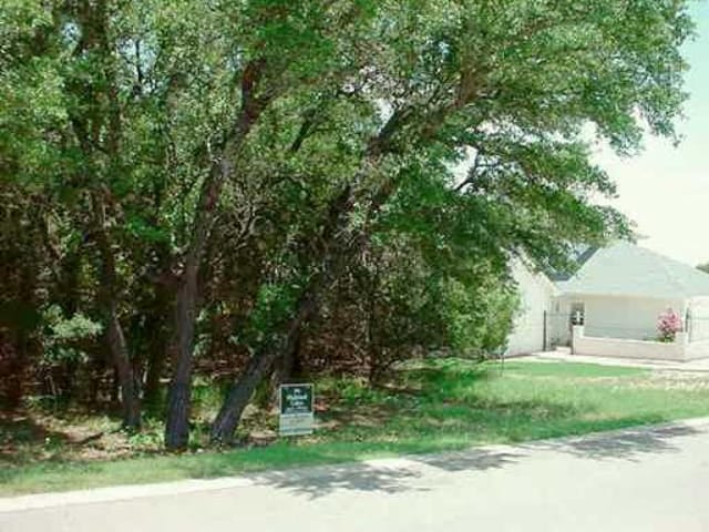 18705 VENTURE DR