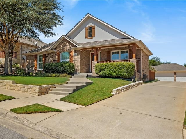 190 Manchester Ln