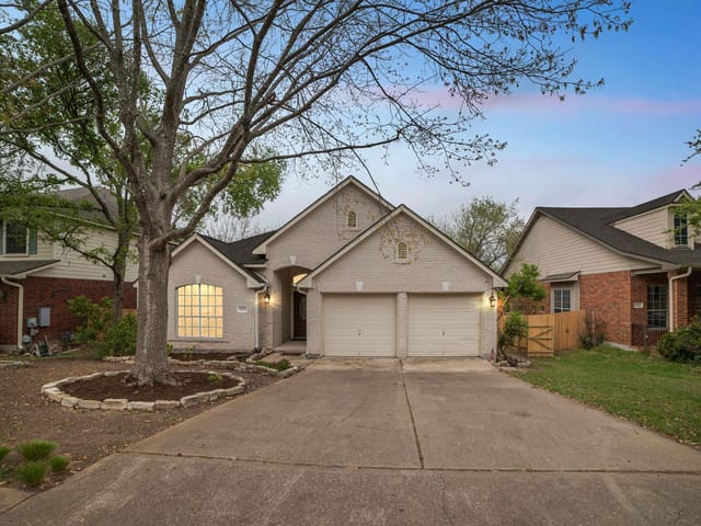 1909 Chasewood Dr