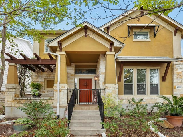 1912 Antone St - front exterior - Luxury home in Mueller Sec 04 Amd, Austin, TX
