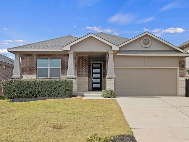 1917 Centerline LN