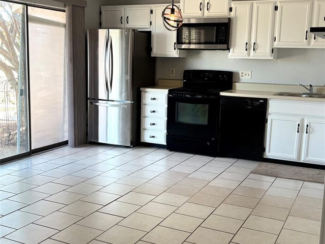 1919 American DR Unit #123