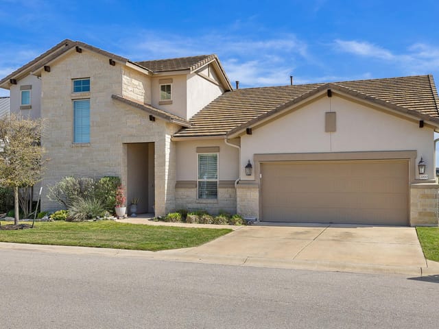 2000 Mazarro Dr Unit #25