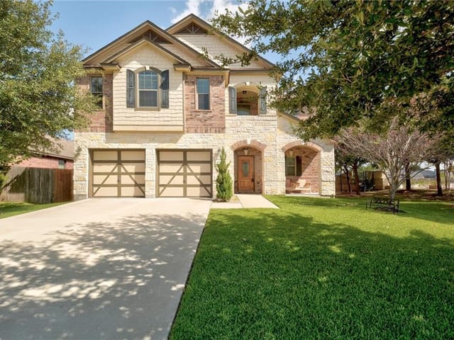 2003 Woodway DR