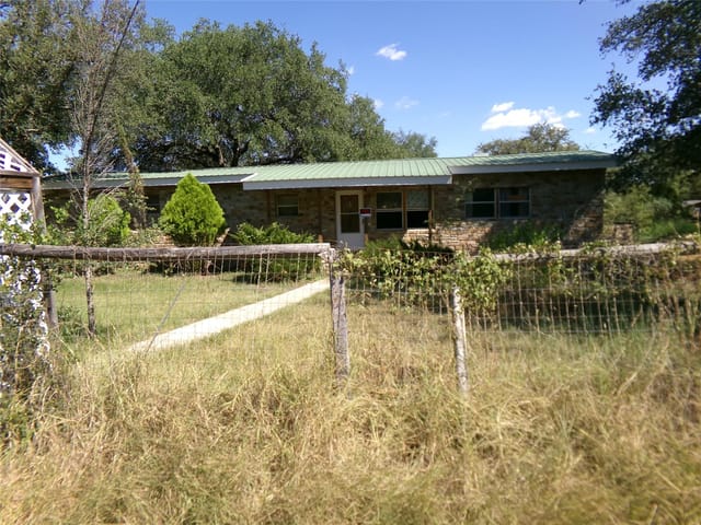 2006 Elm Creek DR