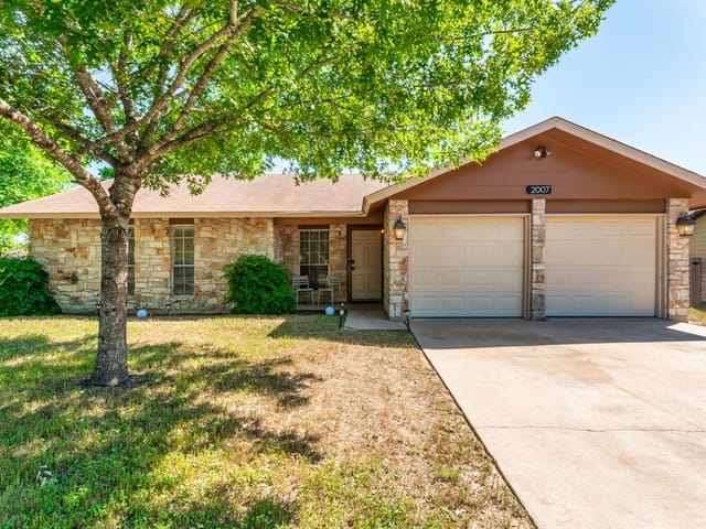 2007 Carriage Park Ln