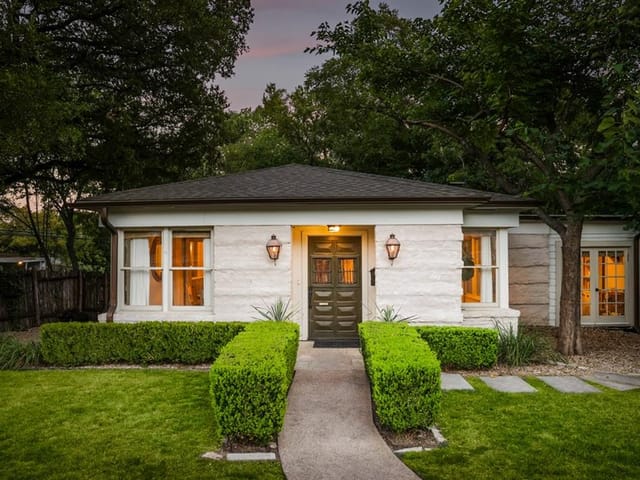 2009 Vista Ln