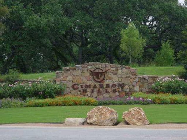 201 Bird Stone LN