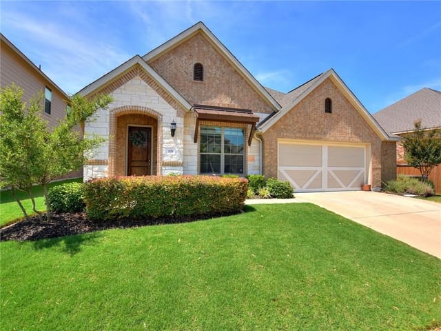 201 Bluehaw DR