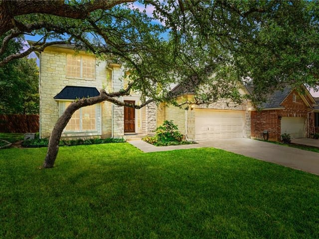201 Kettleman Ln N