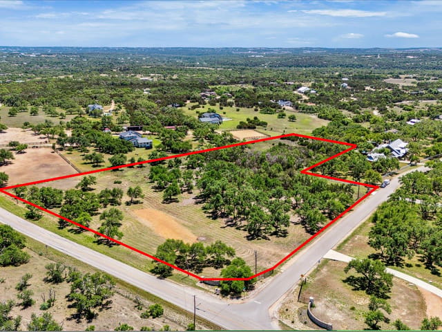 201 Medlin Creek Loop