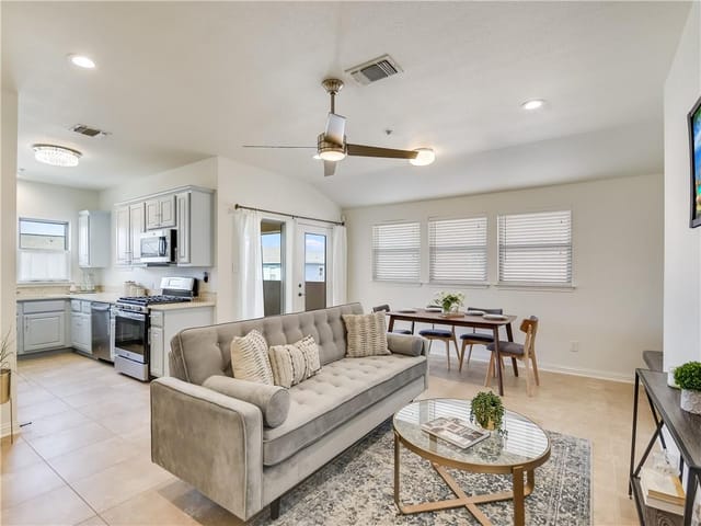 2012 Simond Ave Unit #C