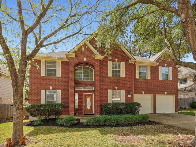 2023 Wood Glen DR