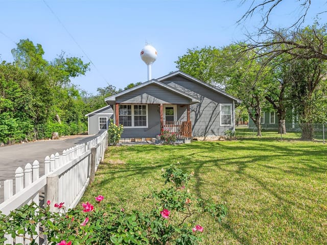 204 Taylor St