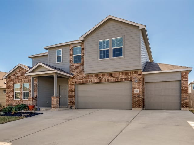 207 Otter Rd