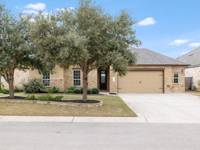 207 Willow Walk Cv