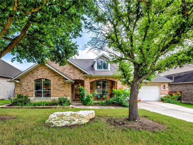 210 Bolton Dr