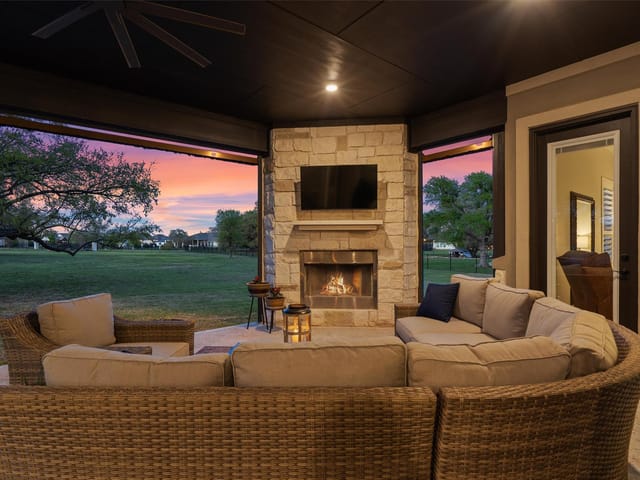 210 Miranda WAY
