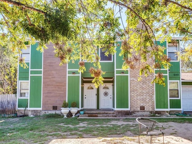 2101 Lamplight Village Cir