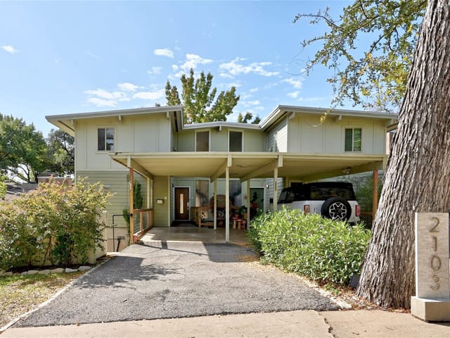 2103 W 12th St Unit #A