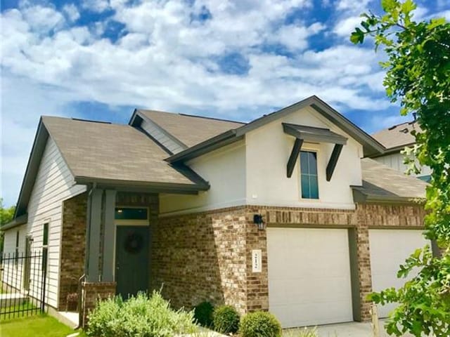 212 Callahan LN