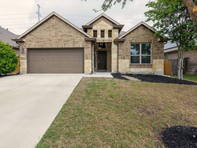 216 Blue Waterleaf LN