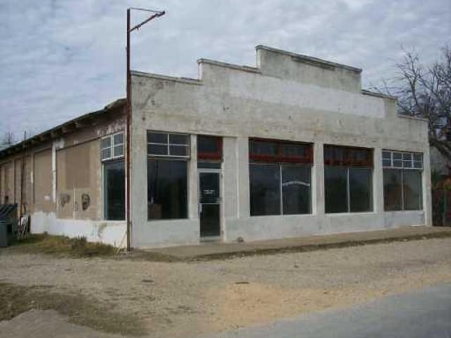218 Front ST