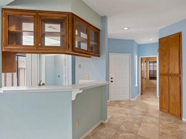 2201 Lakeway BLVD Unit #39