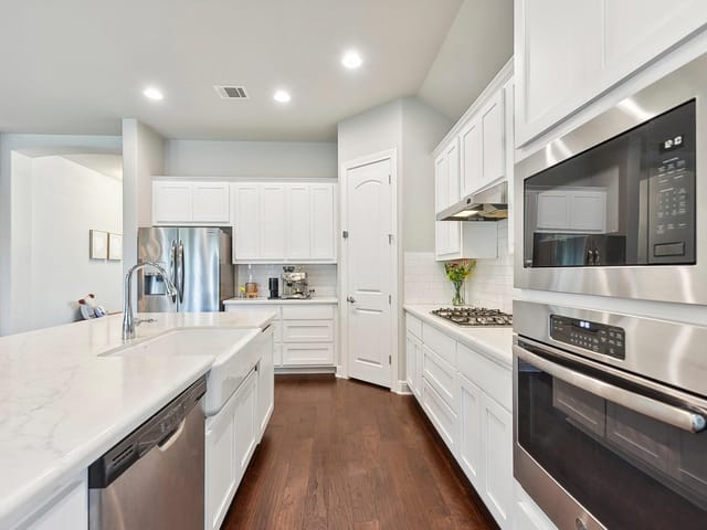221 Clement Dr