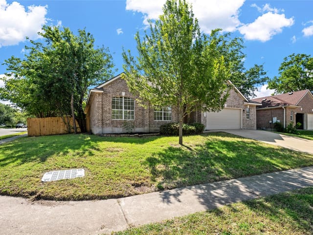 2212 Speidel DR