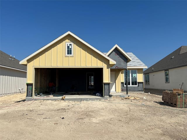 228 Gus Loop