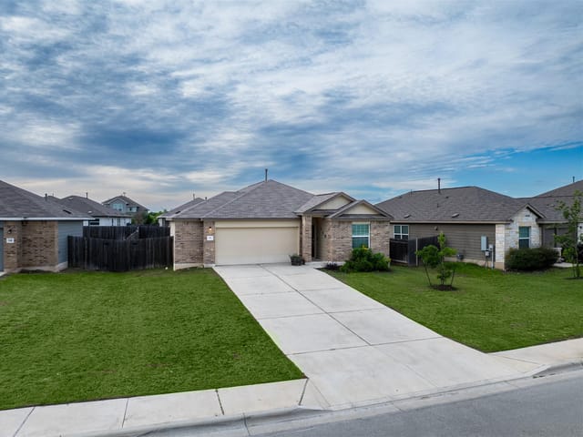 230 Crystal River RD