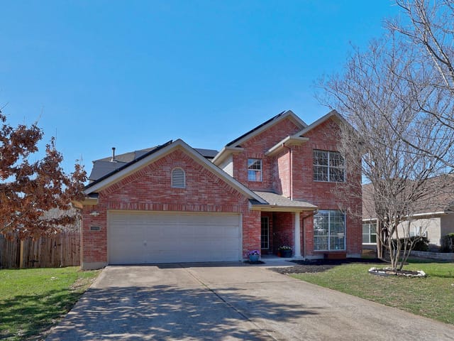 2307 Hayfield SQ
