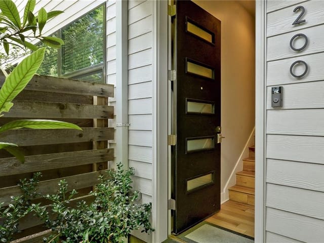 2314 Enfield Rd Unit #200