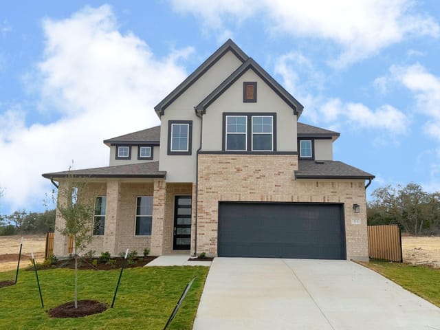 232 Archway Ln