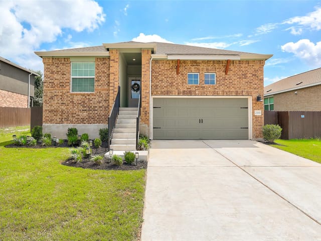 2333 Four Waters LOOP