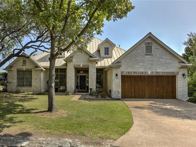 235 Mallet Ct