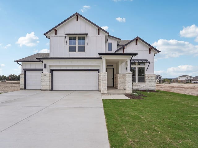 243 Tenny LN