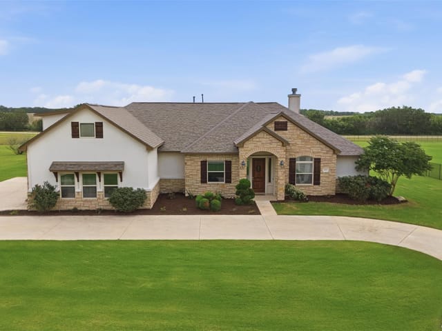 2440 Greatwood TRL