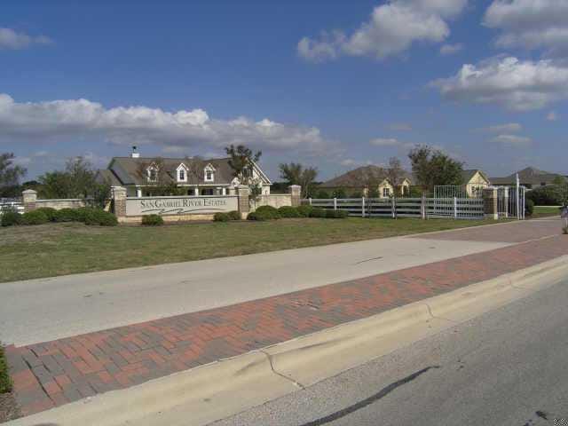 249 Courtnees WAY