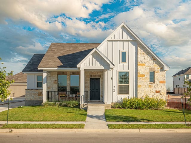 249 Treadwell Ln