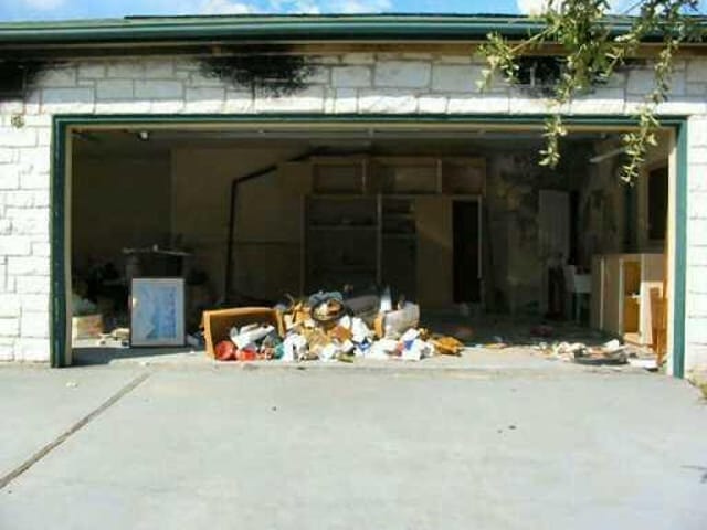 2500 Whittier CV