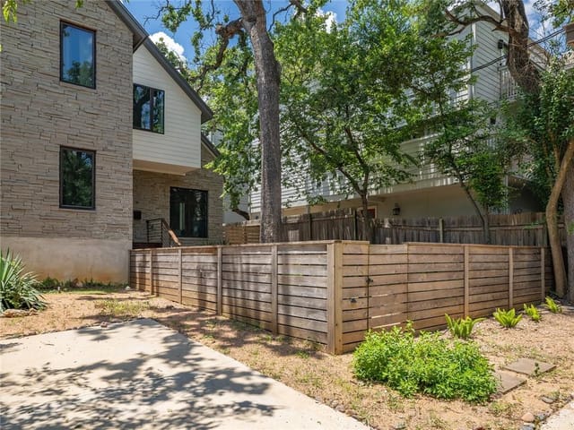 2505 Quarry Rd Unit #B